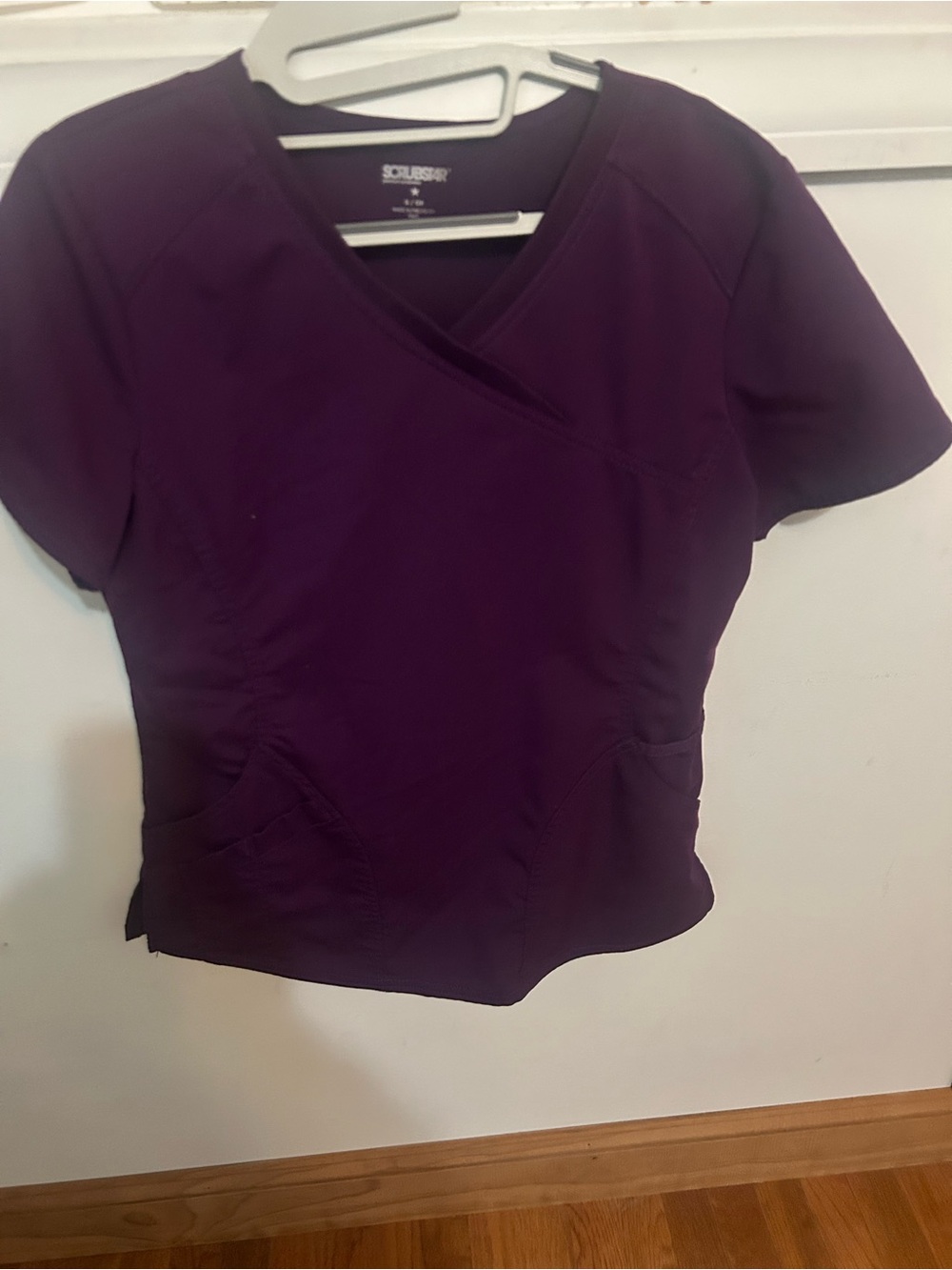 SB Scrubs Short-Sleeve V-Neck Top in Plum
